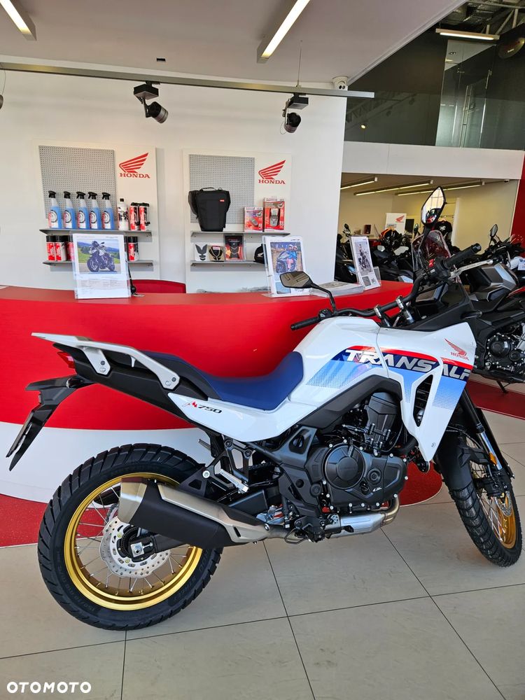 Honda Transalp - 8
