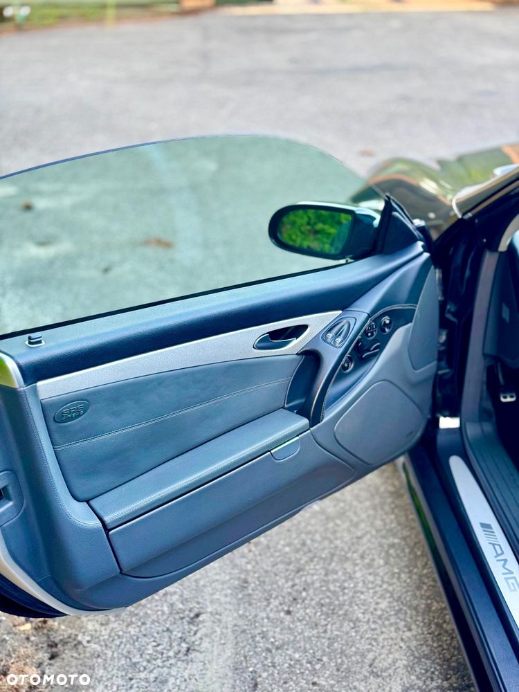 Mercedes-Benz SL - 13