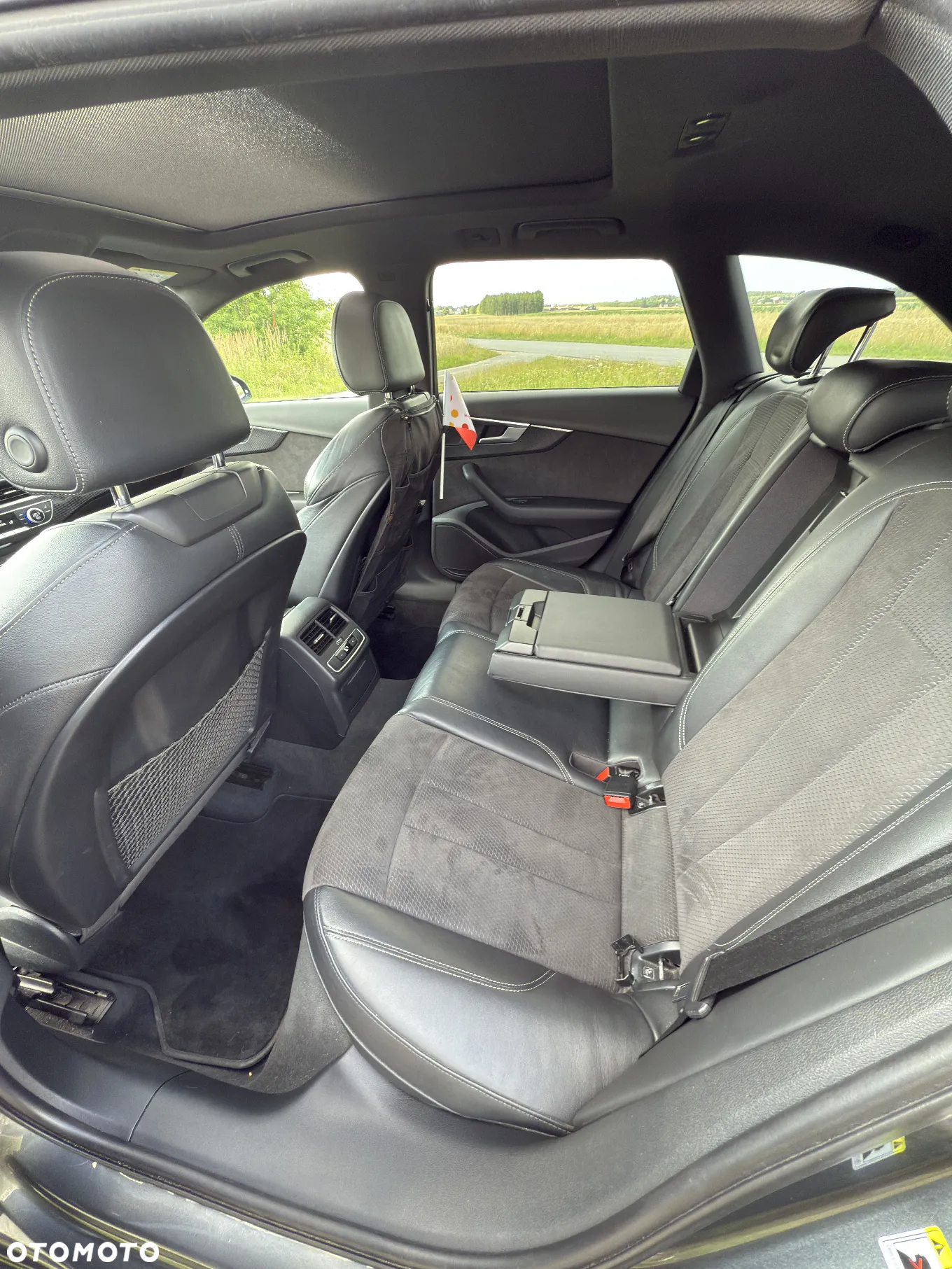 Audi A4 Avant 2.0 TDI - 11