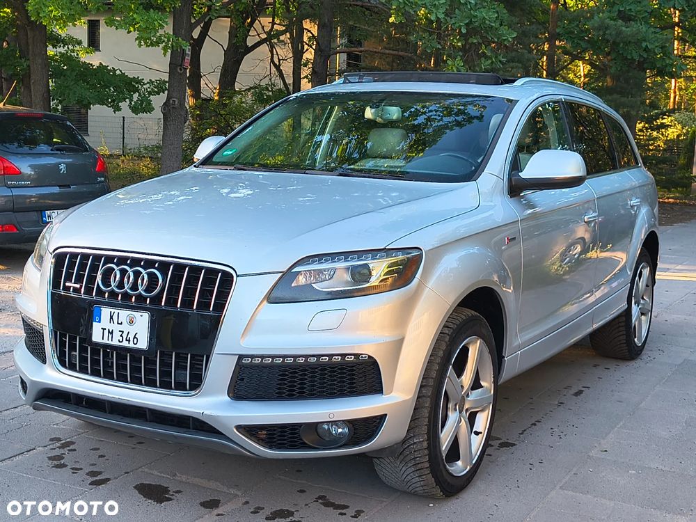 Audi Q7 - 1