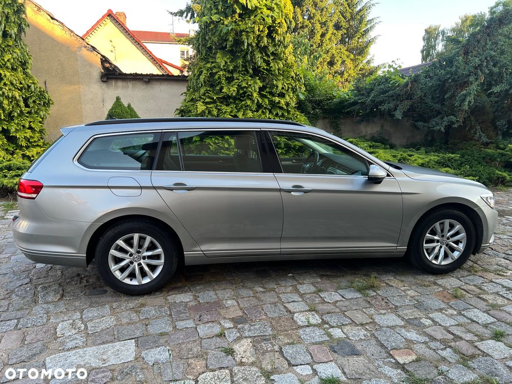 Volkswagen Passat - 7