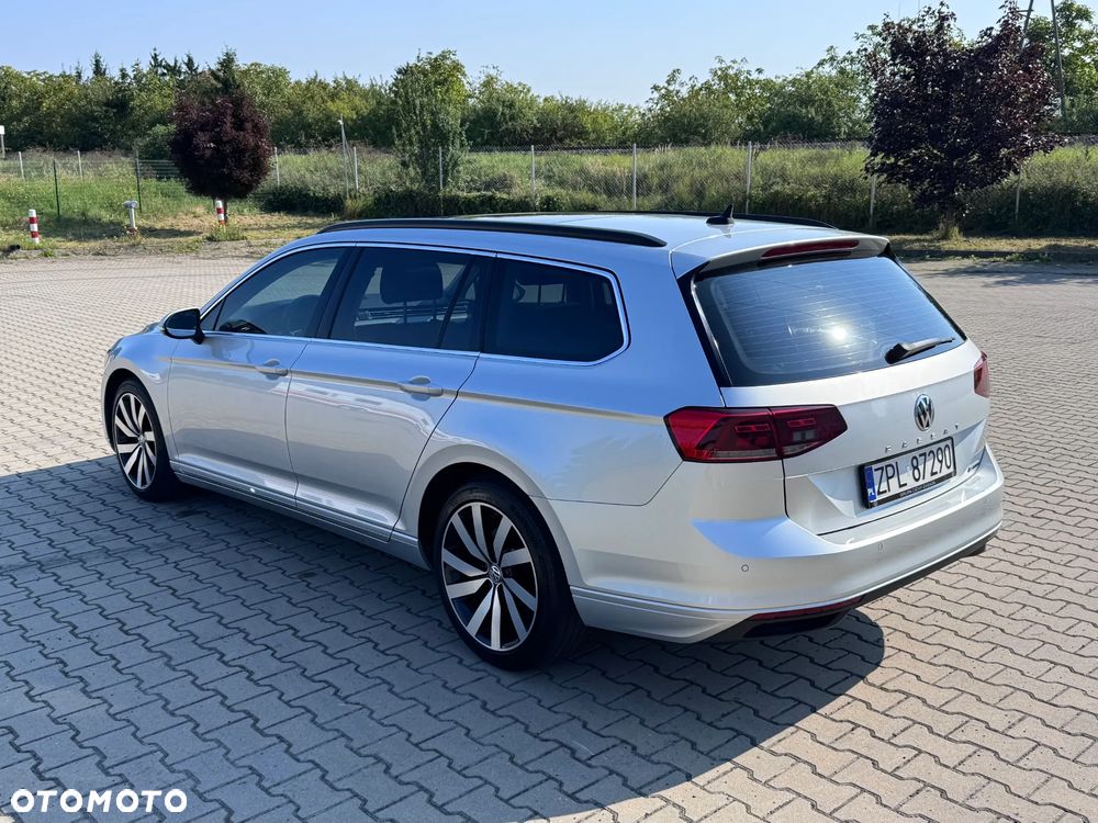Volkswagen Passat Variant 2.0 TDI SCR DSG 4Motion Business - 2