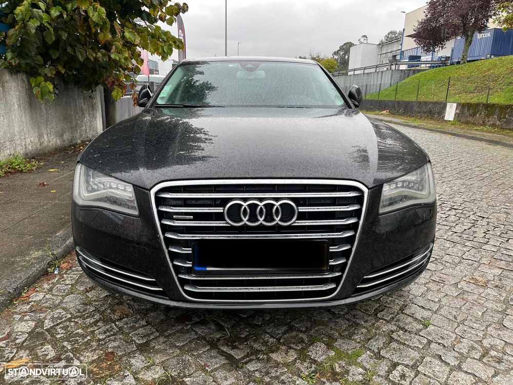 Audi A8 - 1