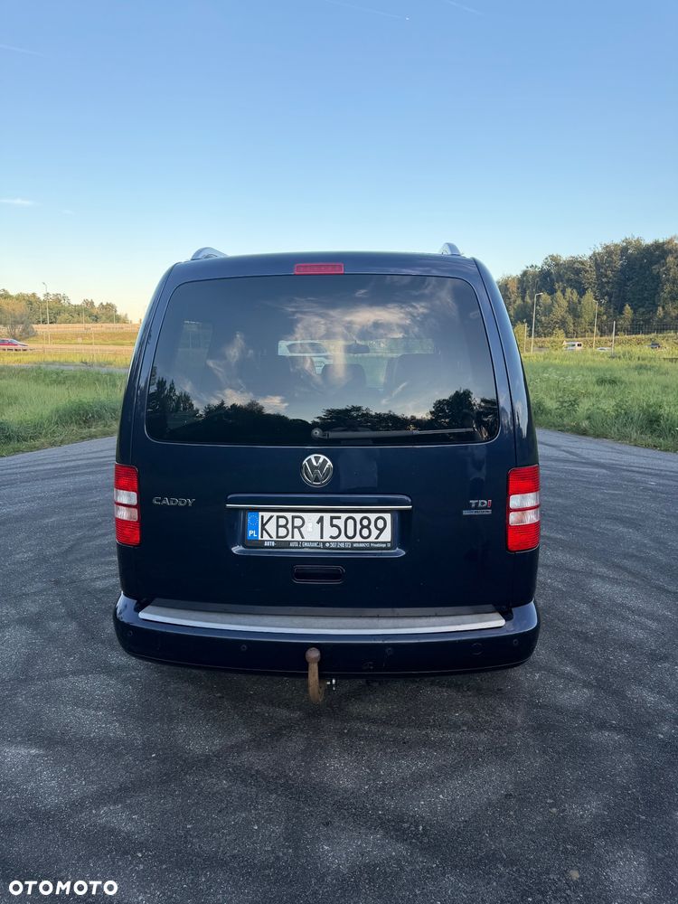 Volkswagen Caddy Maxi Highline DSG - 6