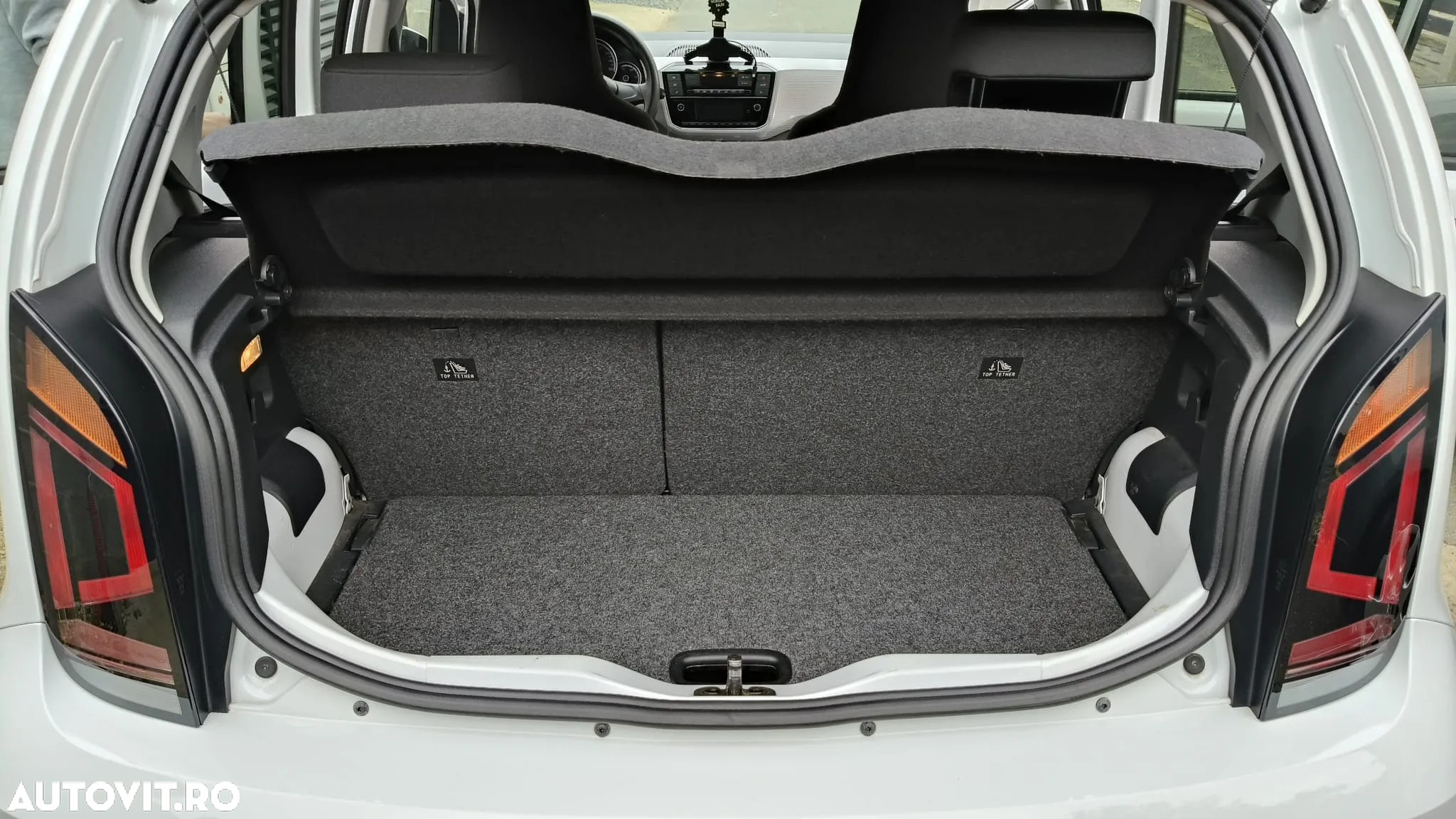 Volkswagen up! e-up! 32.3 kWh - 6