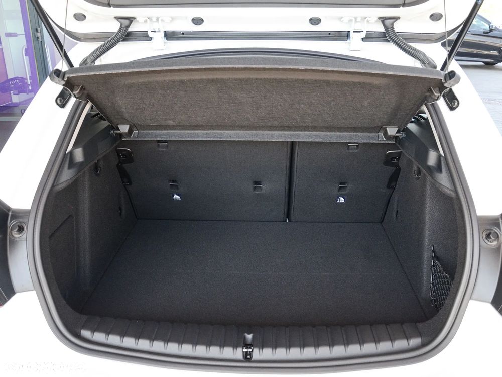 BMW Seria 1 118i Advantage - 11