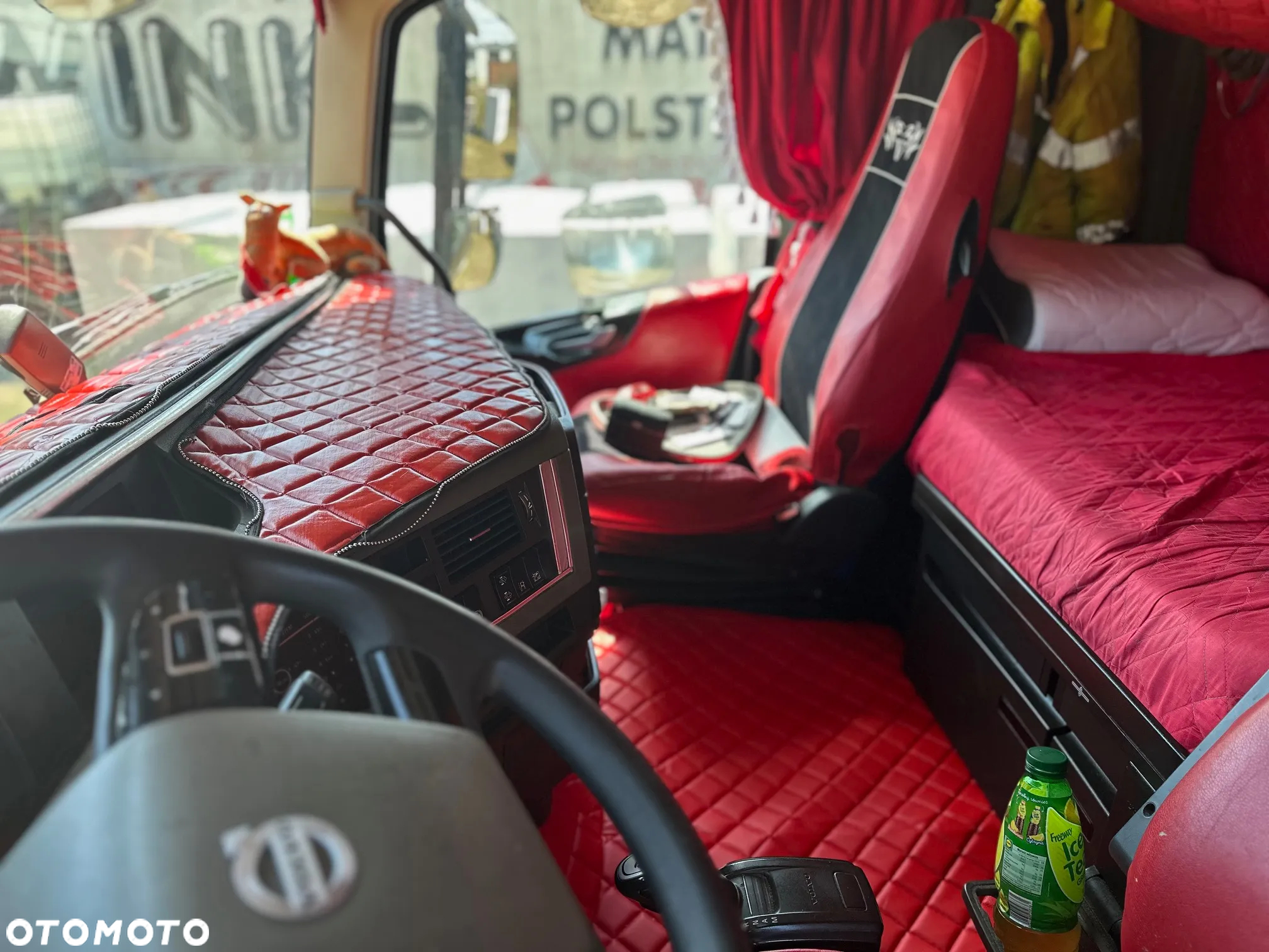 Volvo - 7