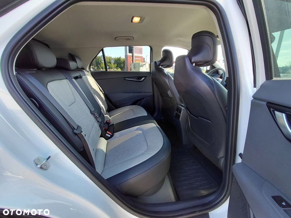 Kia Niro e-Niro 64kWh XL - 24