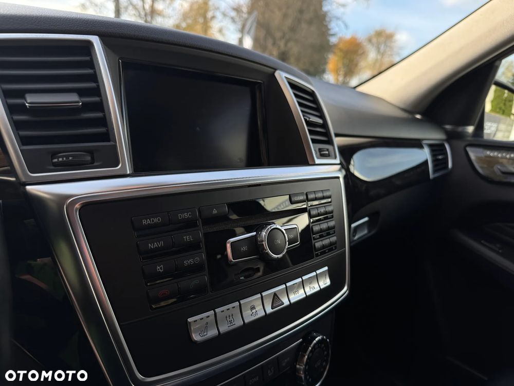 Mercedes-Benz ML 350 BlueTEC 4MATIC 7G-TRONIC Edition 1 - 10