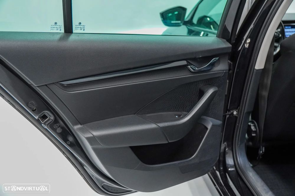 Skoda Octavia Break 2.0 TDI Ambition - 13