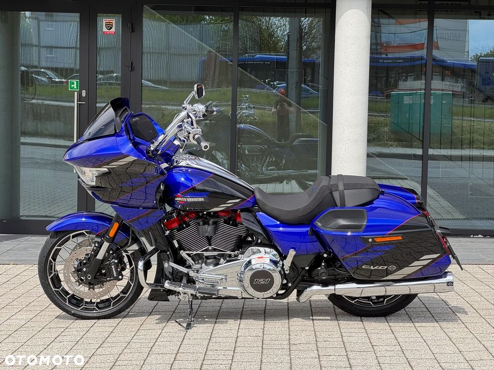 Harley-Davidson Touring Road Glide - 17