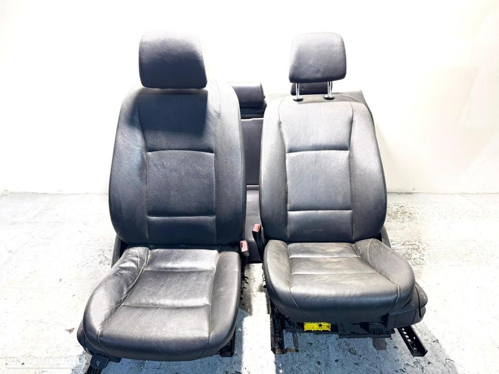 Conjunto de Bancos Elétricos em Pele Aquecidos BMW 5 (F10) 520 d - 1