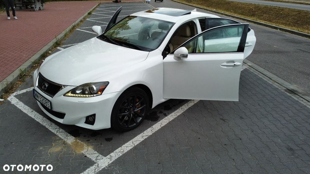 Lexus IS - 5