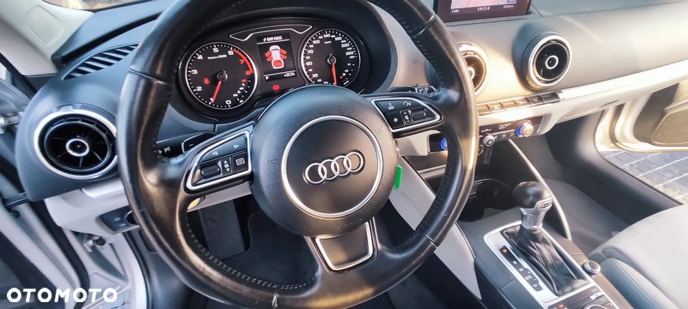 Audi A3 Sportback 1.8 TFSI Ambition S tronic - 12