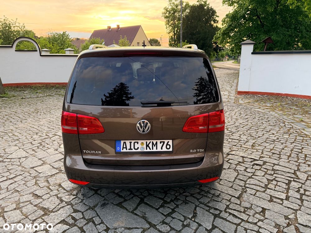 Volkswagen Touran 2.0 TDI DPF BlueMotion Technology STYLE - 5