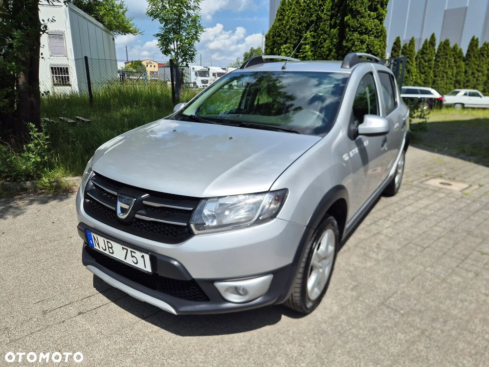 Dacia Sandero Stepway TCe 90 (S&S) Celebration - 2