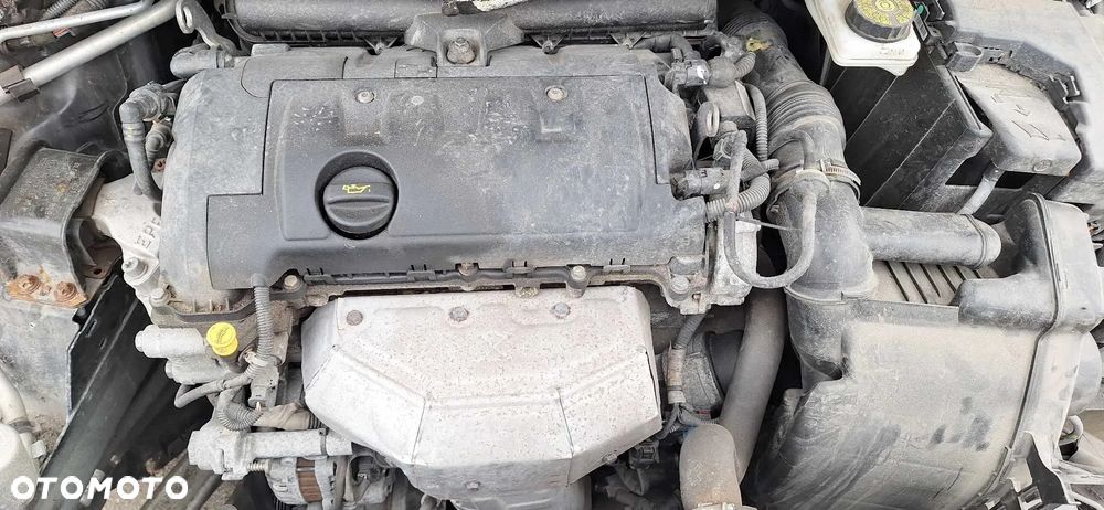 Citroen C4 II B7 1,6VTI 120KM rozrusznik - 1