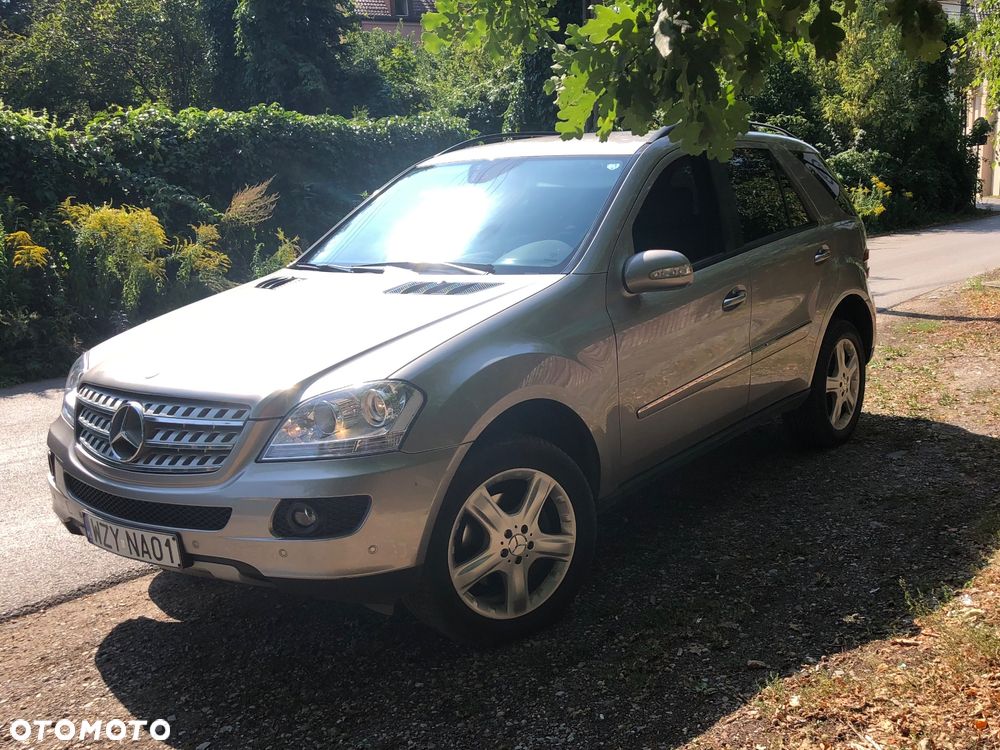 Mercedes-Benz ML - 4
