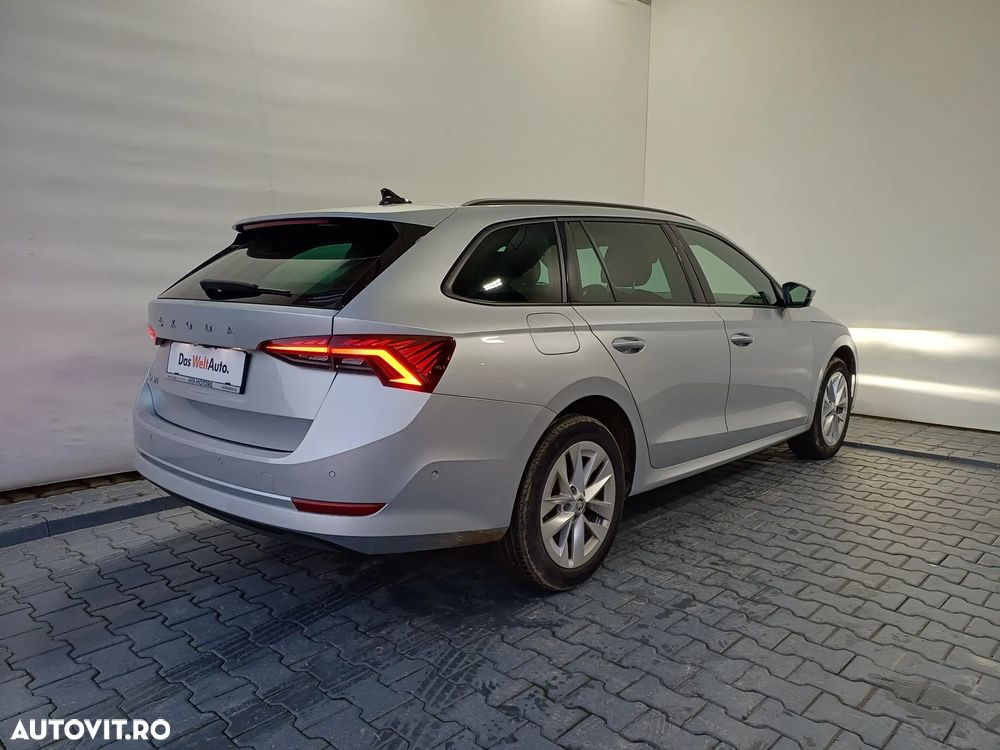 Skoda Octavia 2.0 TDI DSG Style - 39