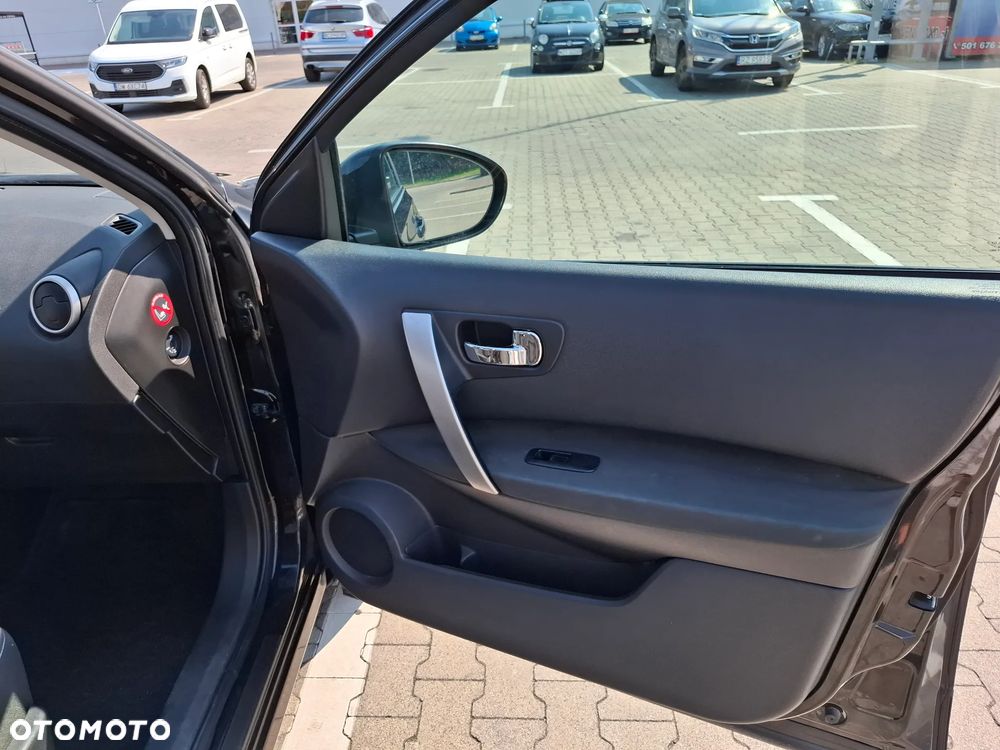 Nissan Qashqai 1.5 dCi DPF acenta - 23