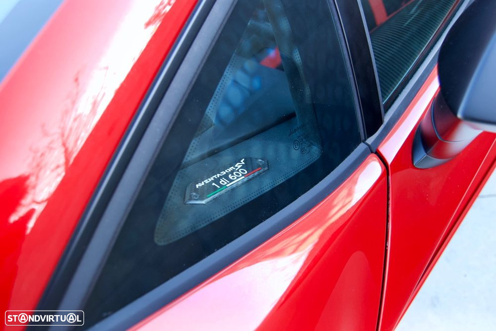 Lamborghini Aventador 6.5 V12 LP750-4 SV - 22