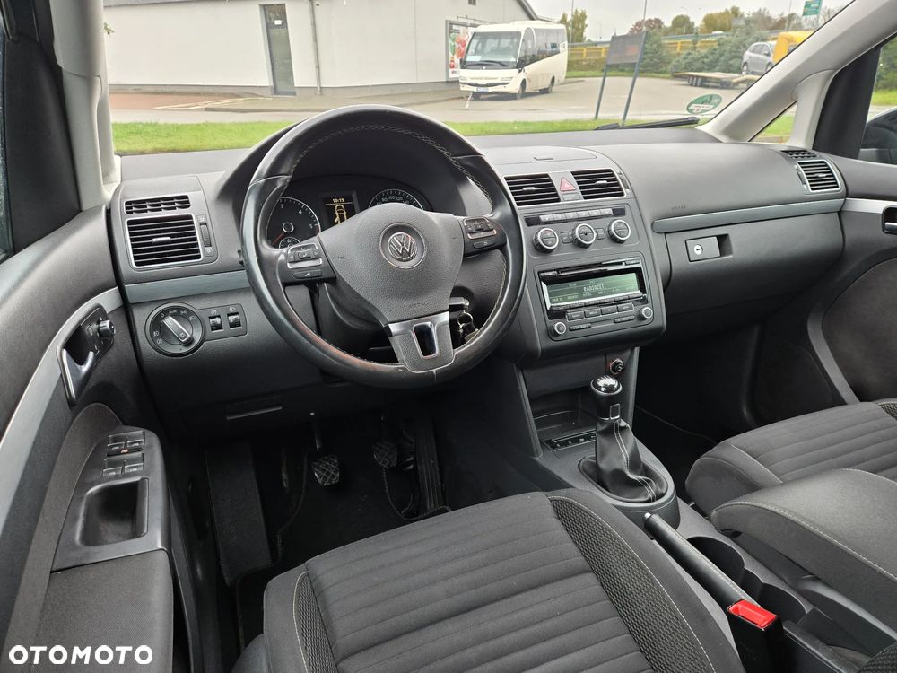 Volkswagen Touran 1.6 TDI DPF Cup - 11