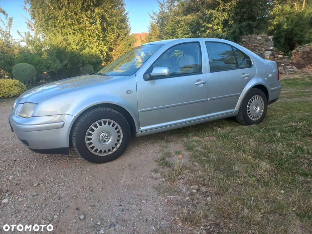 Volkswagen Bora 1.6 FSI - 5