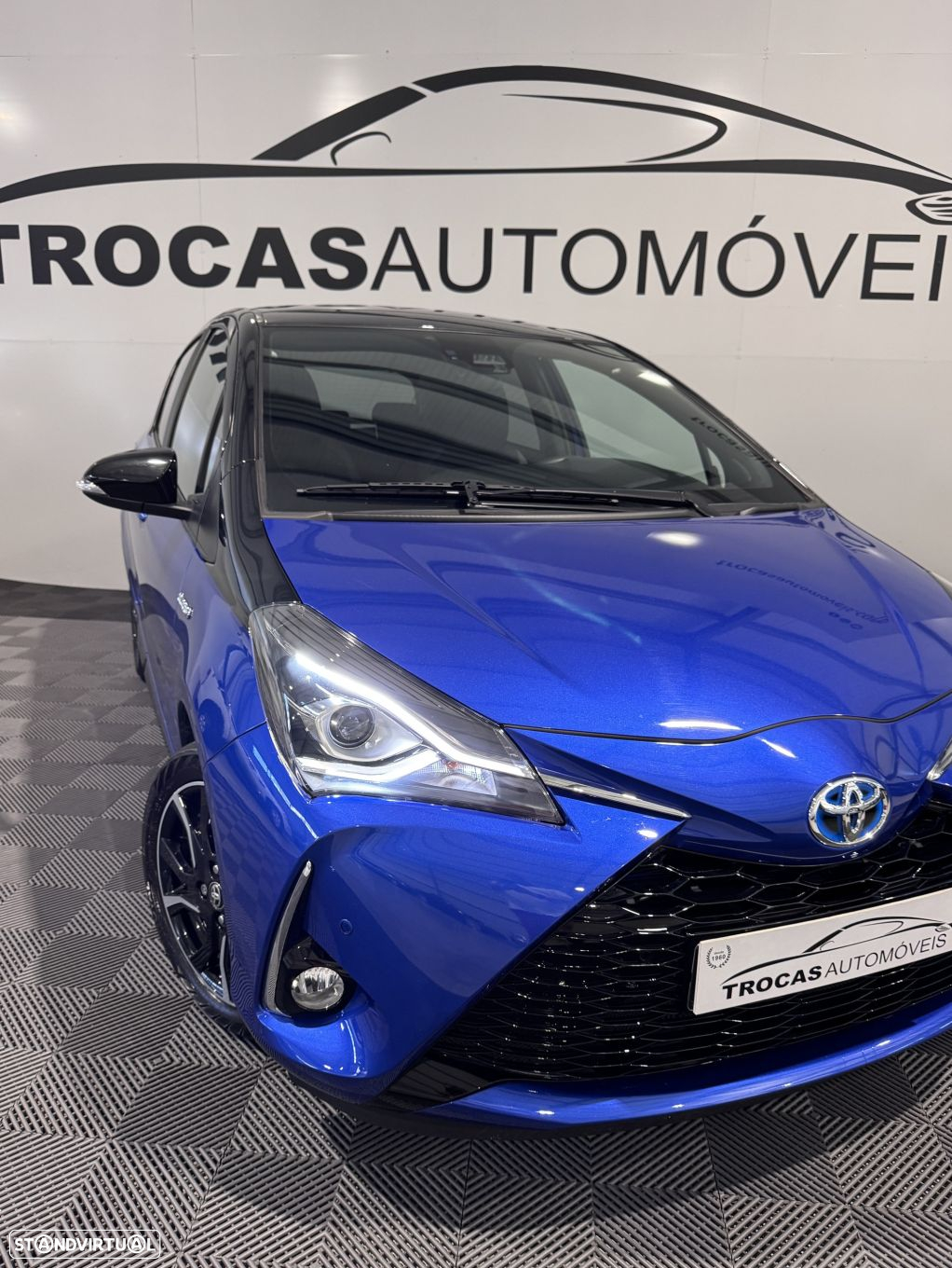 Toyota Yaris 1.5 HSD Exclusive+P.Luxury - 16