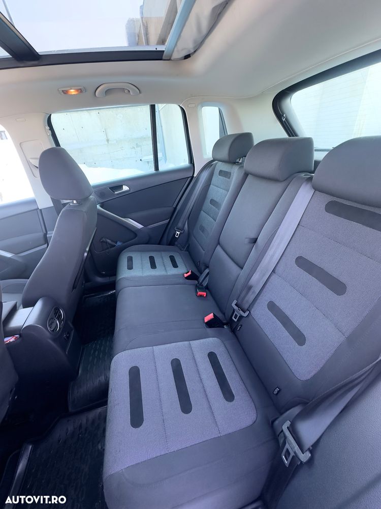 Volkswagen Tiguan - 8