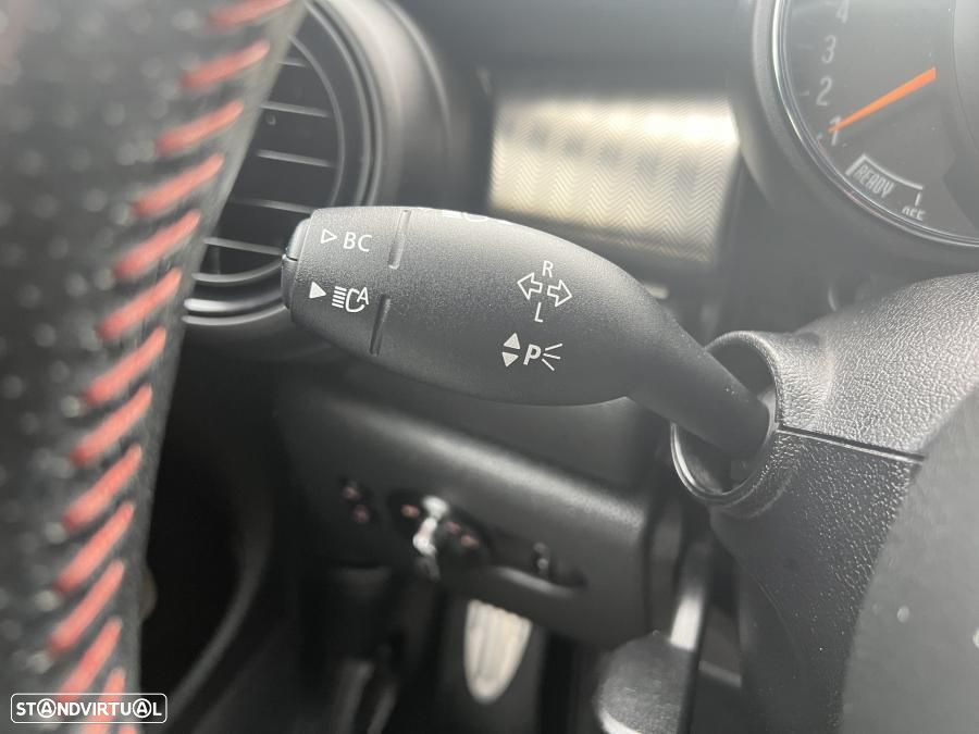 MINI 3 Portas Cooper D - 37