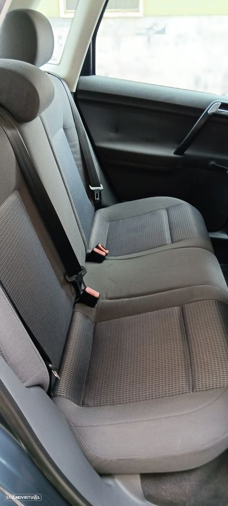 VW Polo 1.4 TDi Confortline - 16
