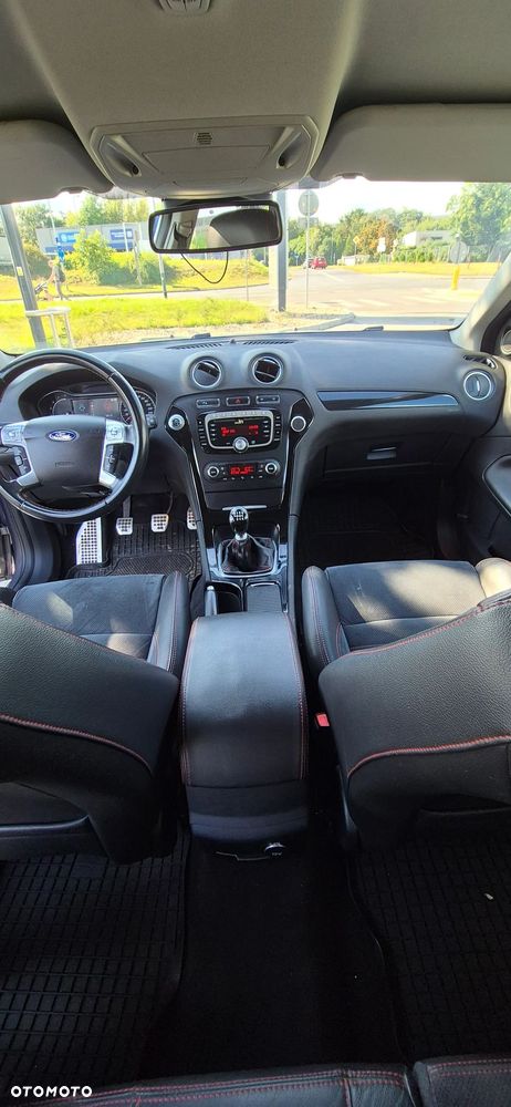 Ford Mondeo 2.0 T Titanium - 10
