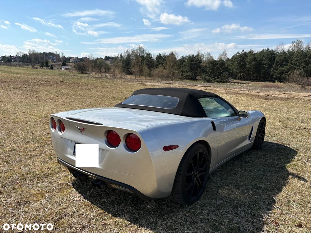 Chevrolet Corvette - 5