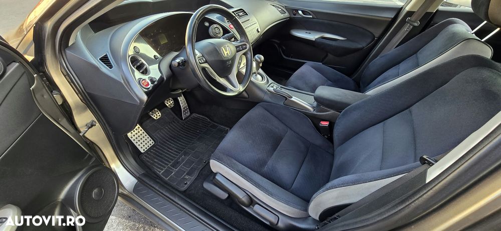 Honda Civic - 8