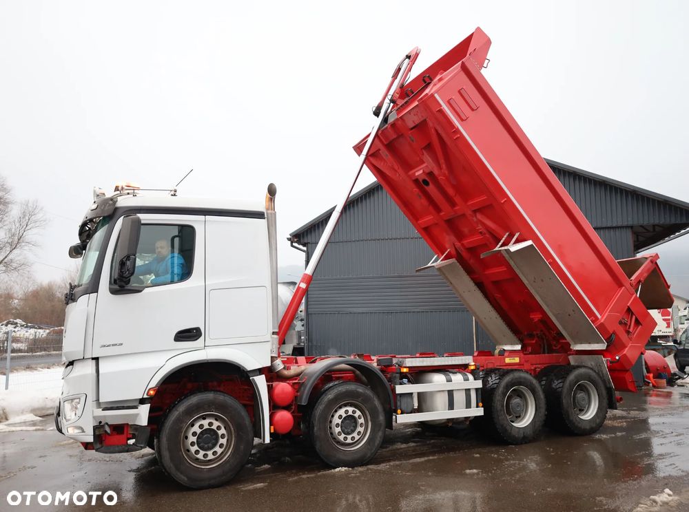 Mercedes-Benz Arocs 3253 8x4 - 3