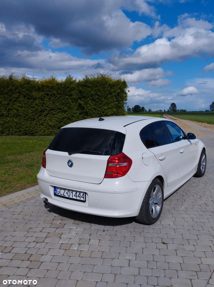 BMW Seria 1 116i - 4