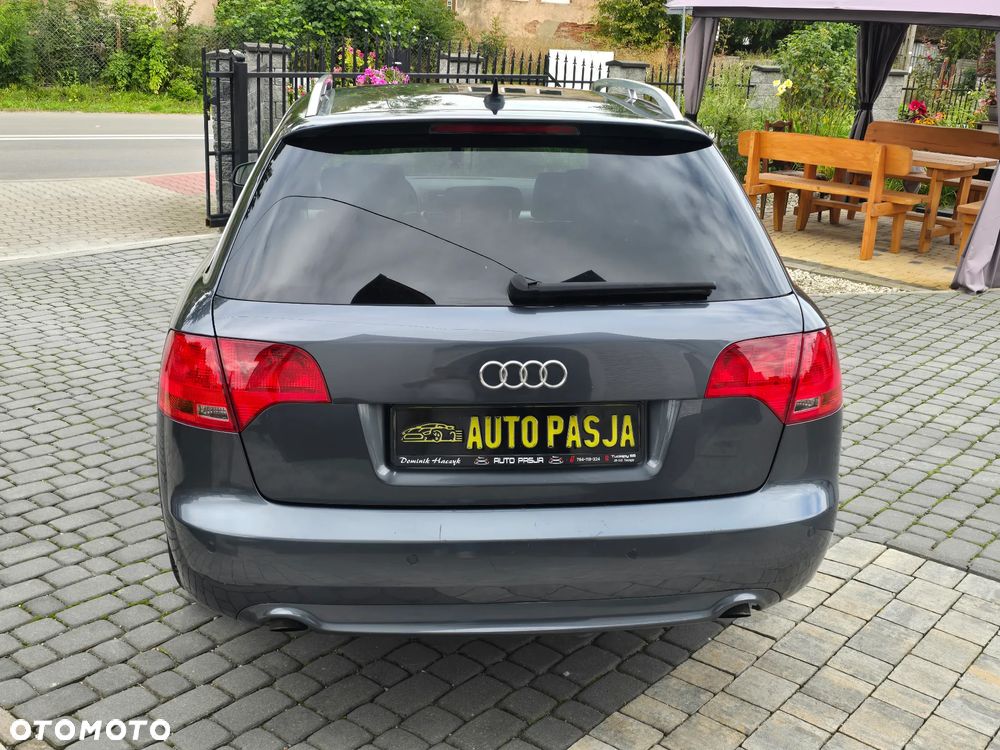 Audi A4 Avant 2.0 TDI - 11
