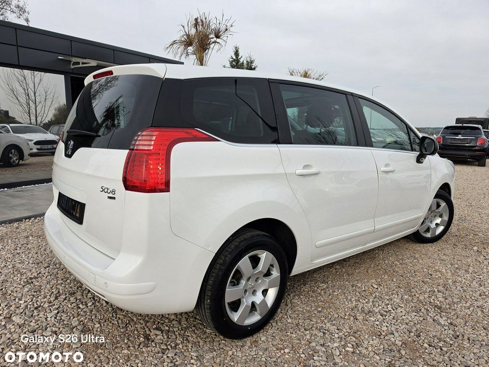 Peugeot 5008 - 25