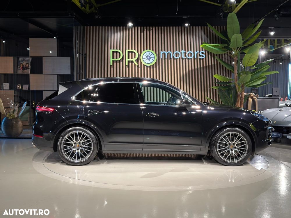Porsche Cayenne S - 10