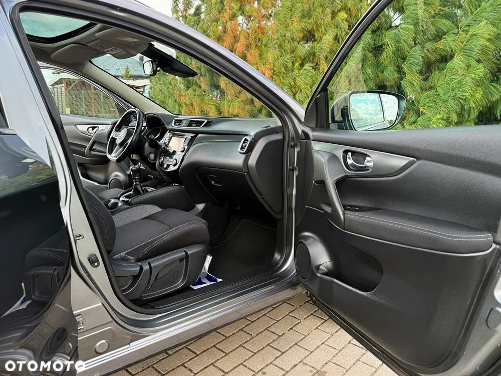 Nissan Qashqai 1.6 dCi Tekna S&S - 24
