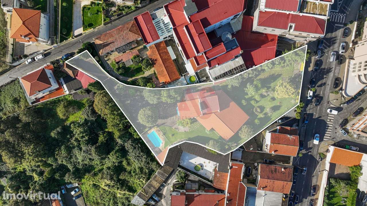 Moradia T5 de LUXO com Piscina e Jardim para Arrendamento no centro de - Grande imagem: 3/51