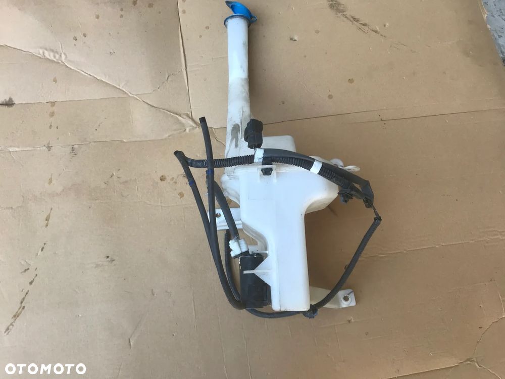 Suzuki Baleno II 15-19 Zbiorniczek Płynu Do Spryskiwacza - 1