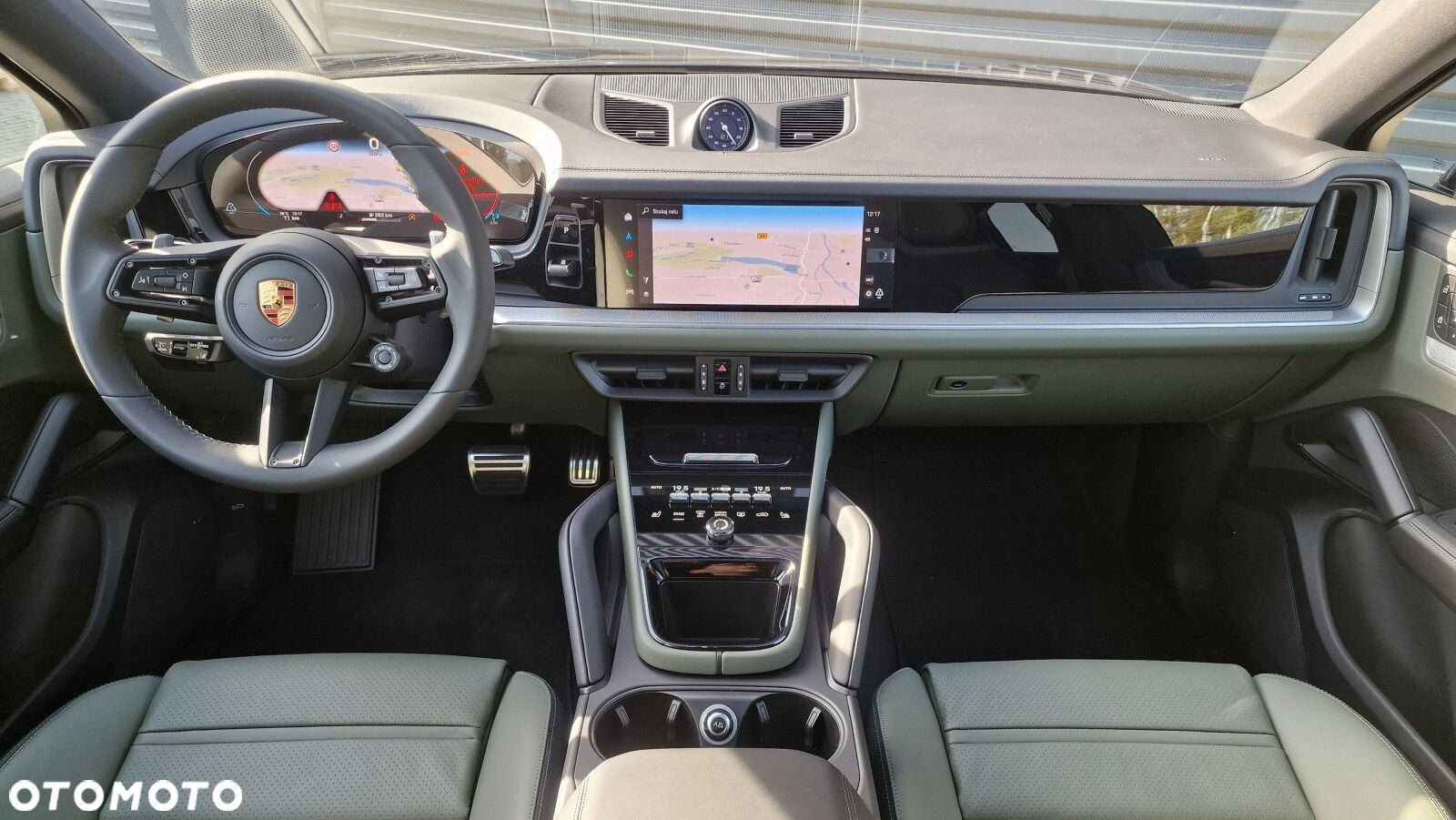 Porsche Cayenne - 12