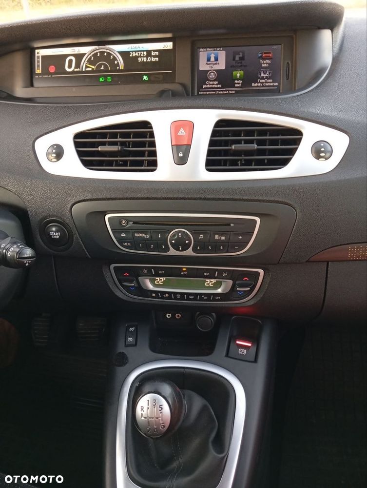 Renault Scenic TCe 130 Luxe - 27