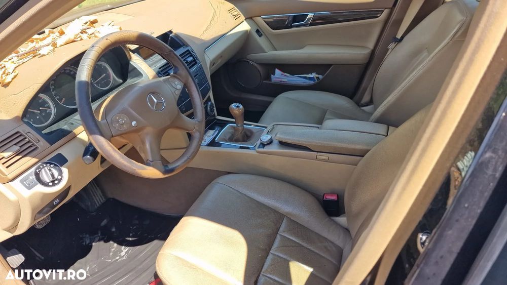 Mercedes-Benz C 220 CDI - 4