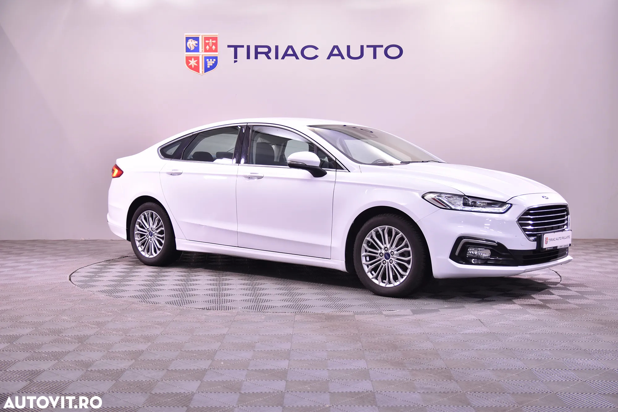 Ford Mondeo - 7
