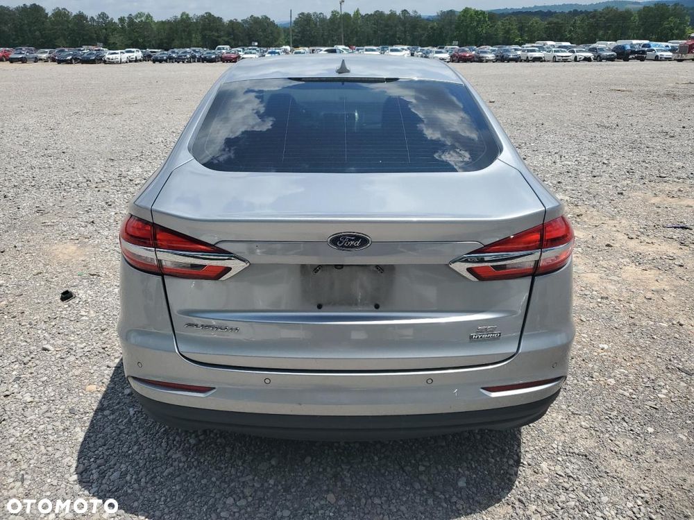 Ford Mondeo 2.0 Hybrid Trend - 6