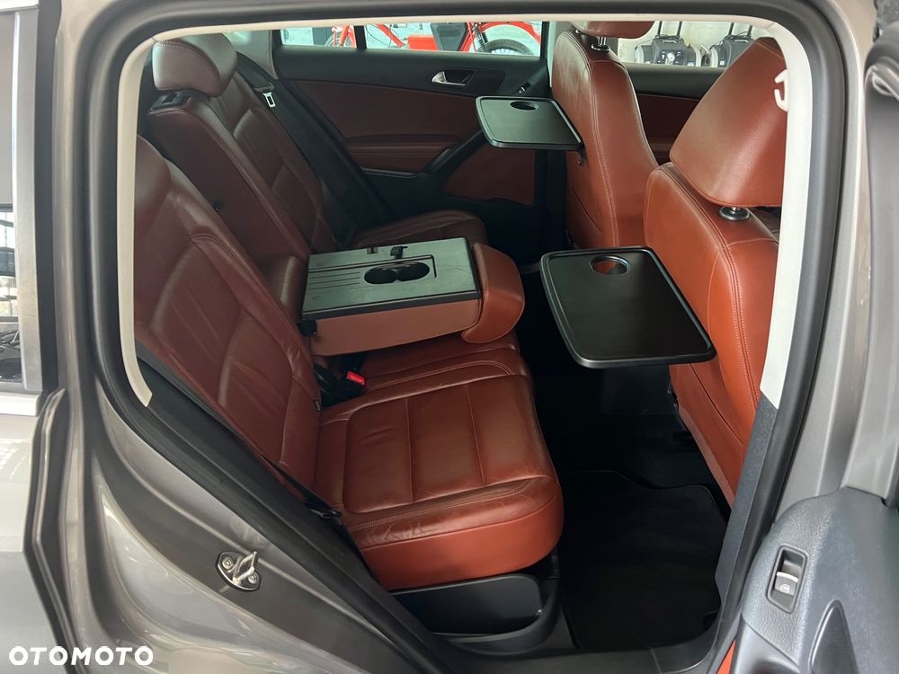 Volkswagen Tiguan 2.0 TDI DPF 4Motion BlueMotion Technology DSG Cup Track & Style - 26