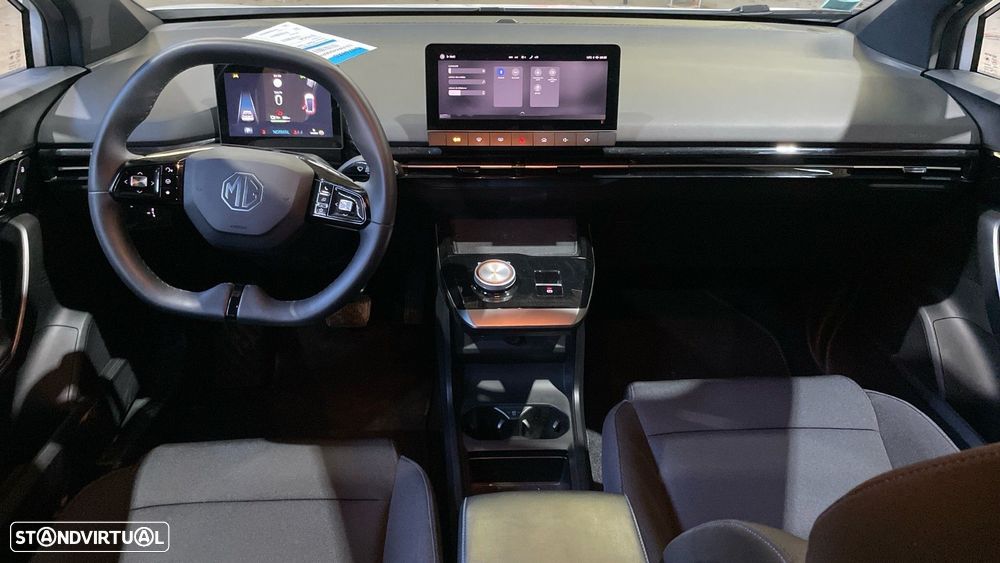 MG MG4 64 kWh Comfort - 11