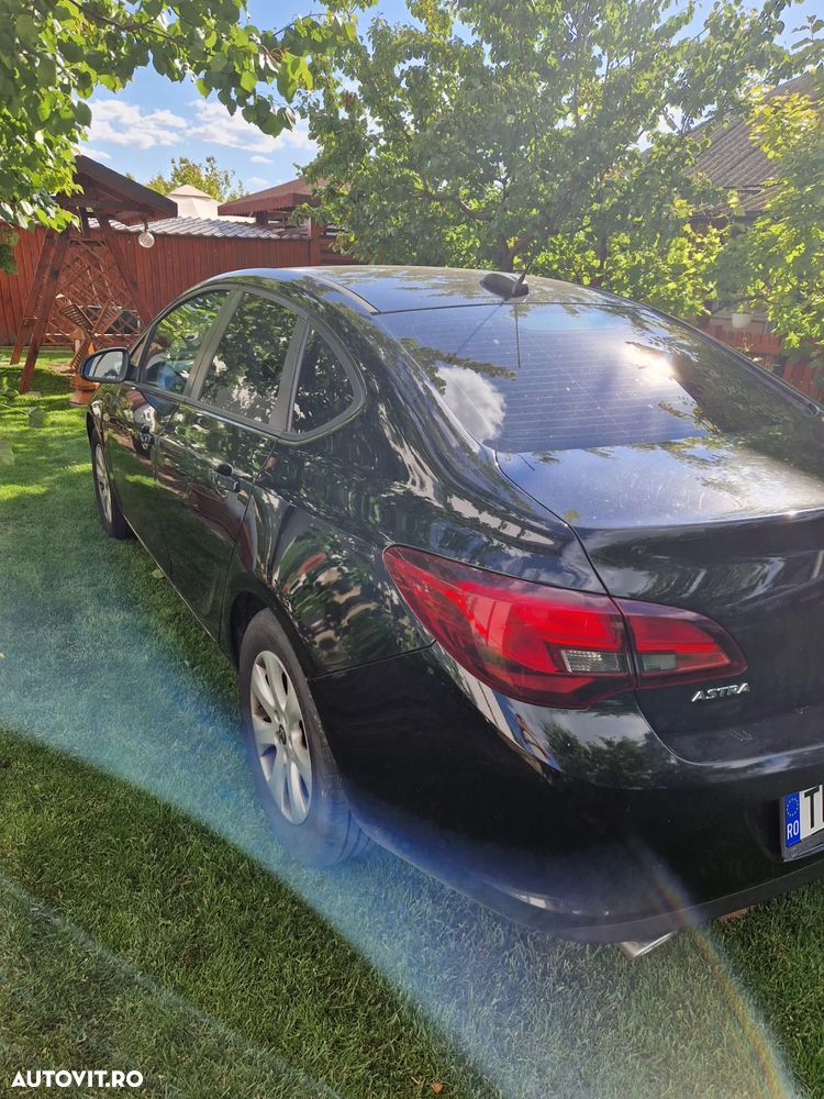 Opel Astra - 6